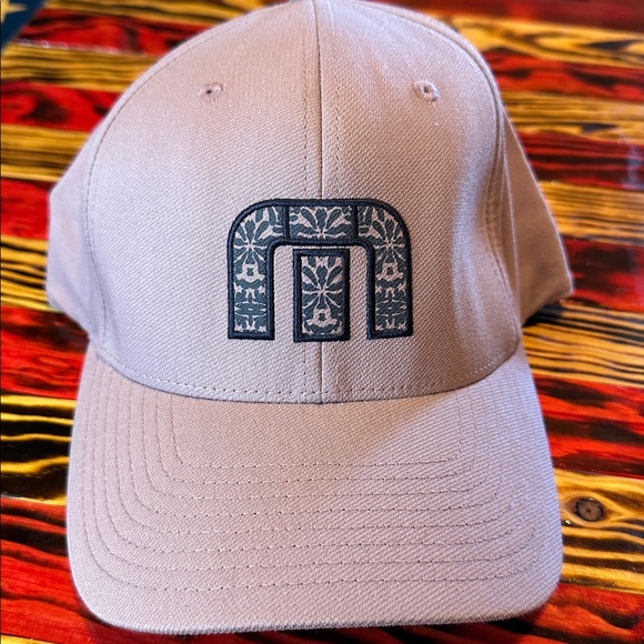 Travis Mathew Flexfit ~ Coastal Current - Picture 4 of 5